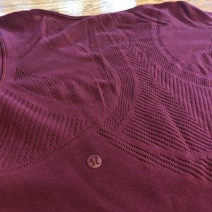 Lululemon long sleeve workout top